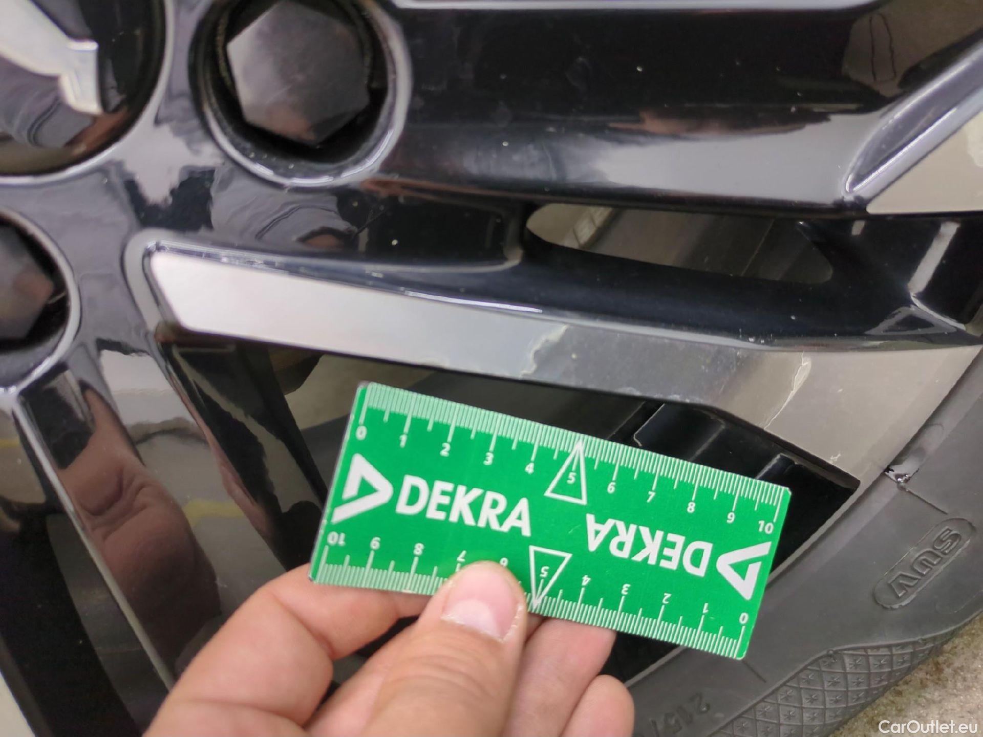  Peugeot  2008  Allure Business 1.5 HDi 110CV BVM6 E6d #24