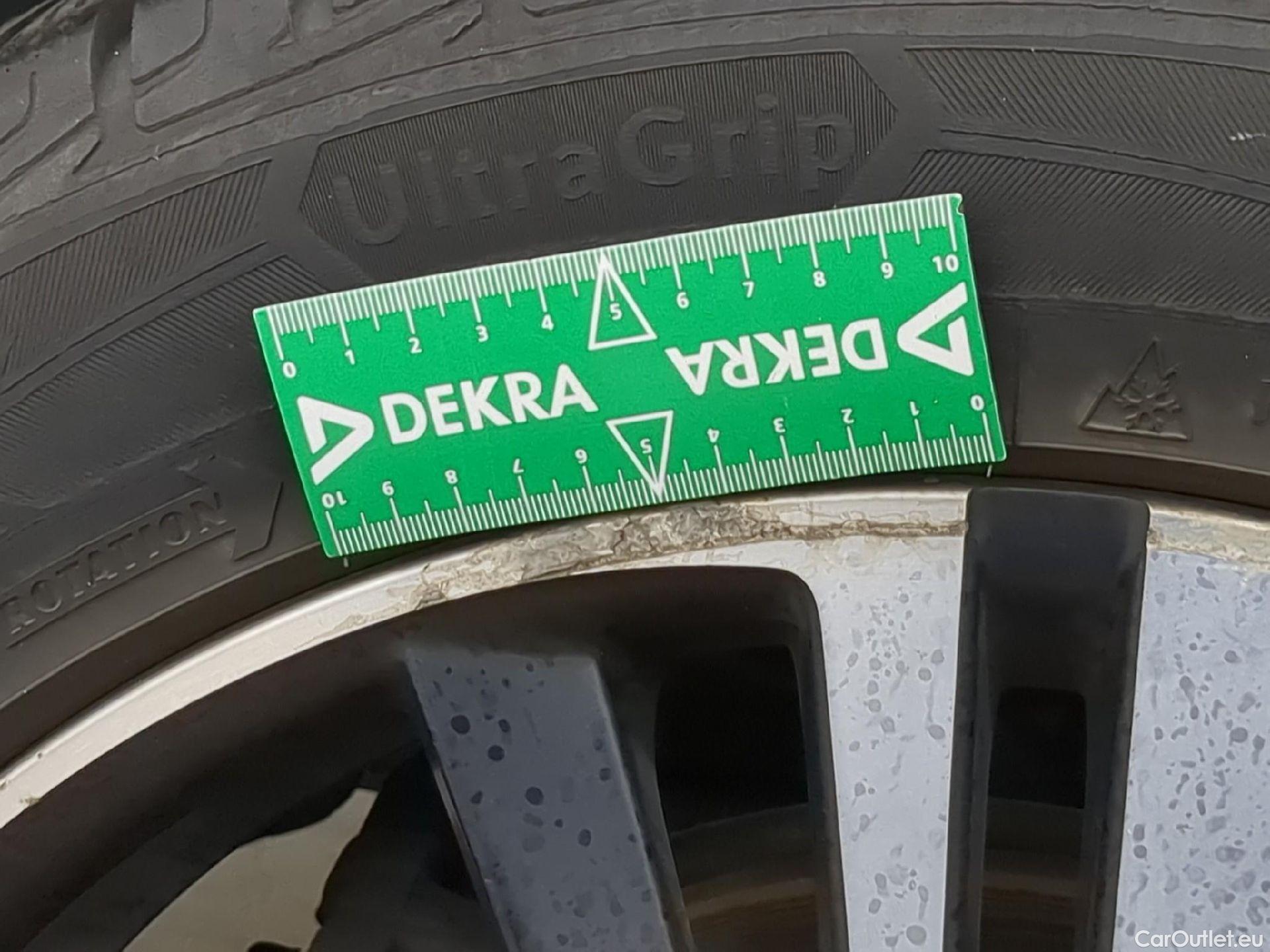  Peugeot  3008  Active Business 1.5 HDi 130CV BVA8 E6d #17