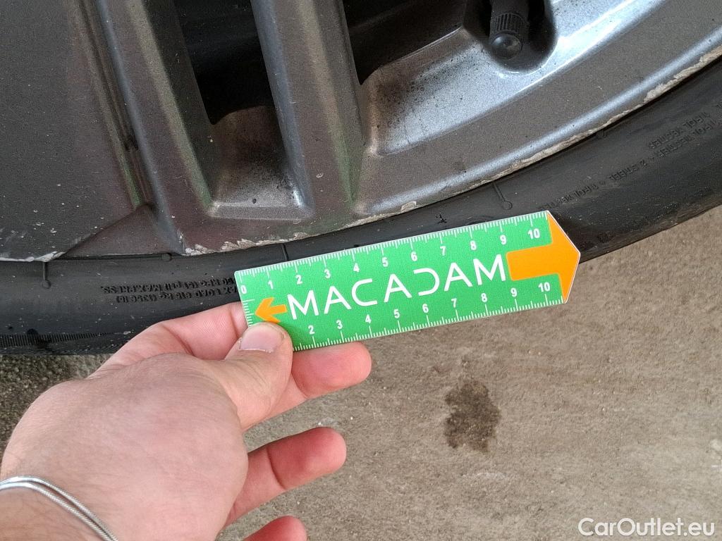  Peugeot  308  Active Pack 1.5 HDi 130CV BVA8 E6d #18