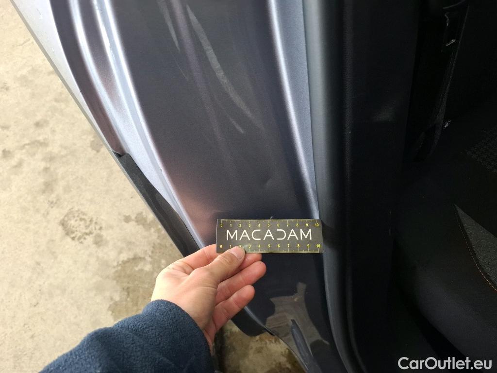  Peugeot  3008  Active Pack 1.5 HDi 130CV BVA8 E6d #35