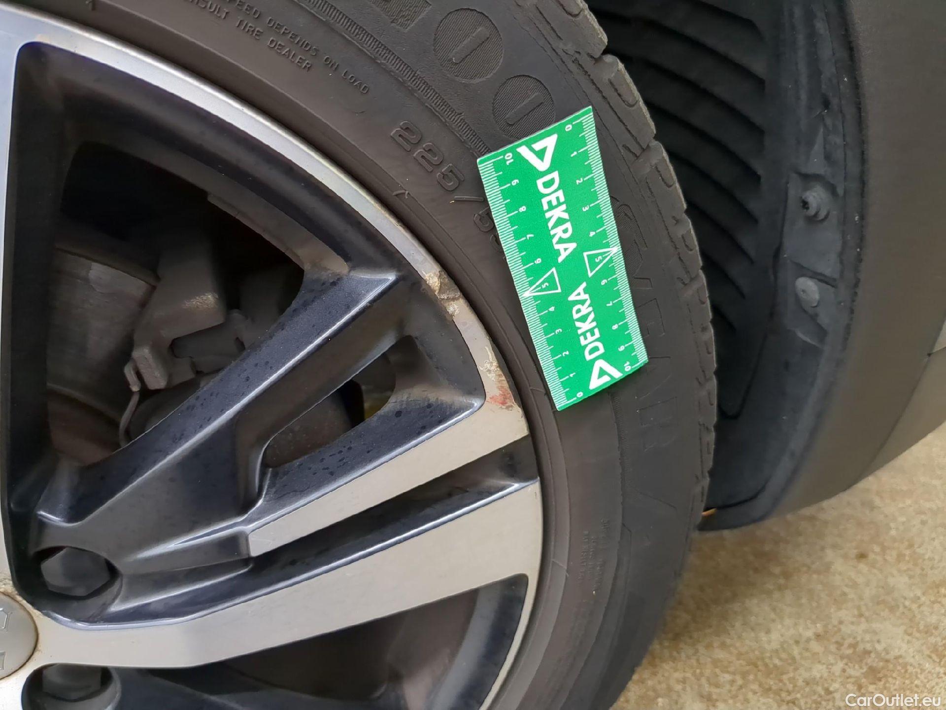  Peugeot  3008  Active Business 1.5 HDi 130CV BVA8 E6d #2