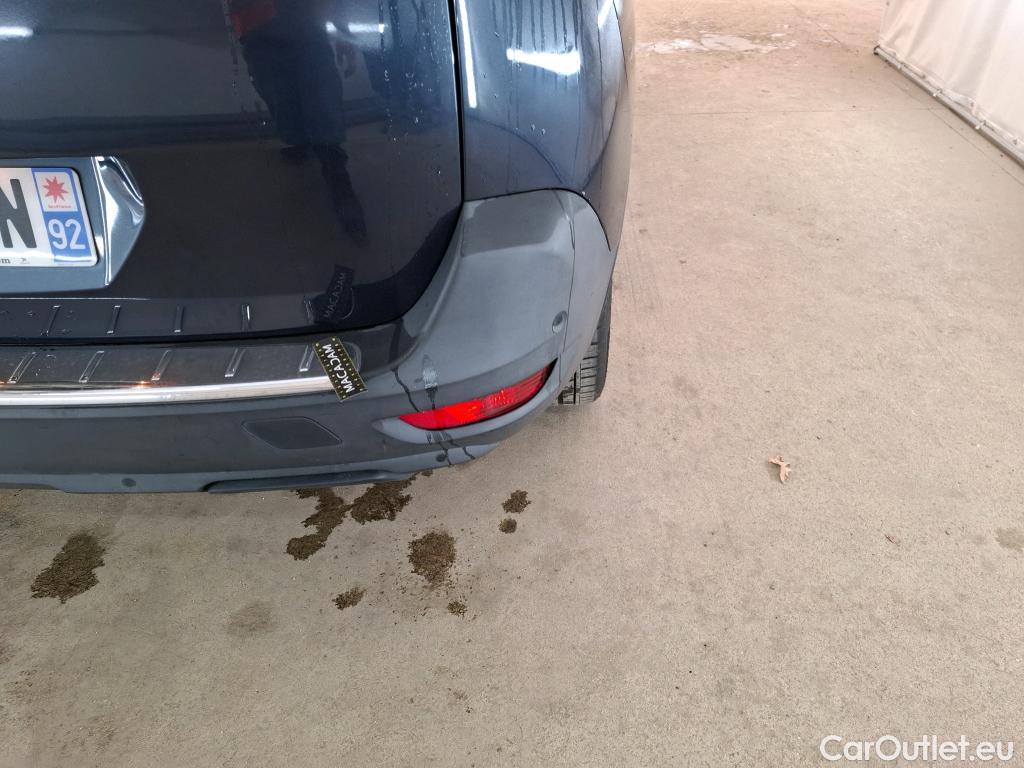  Peugeot  5008  Allure Business 1.5 HDi 130CV BVA8 E6 #14