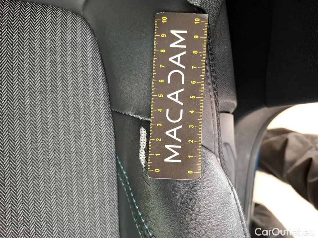  Peugeot  5008  Allure 1.5 HDi 130CV BVA8 7 Sieges E6d #8