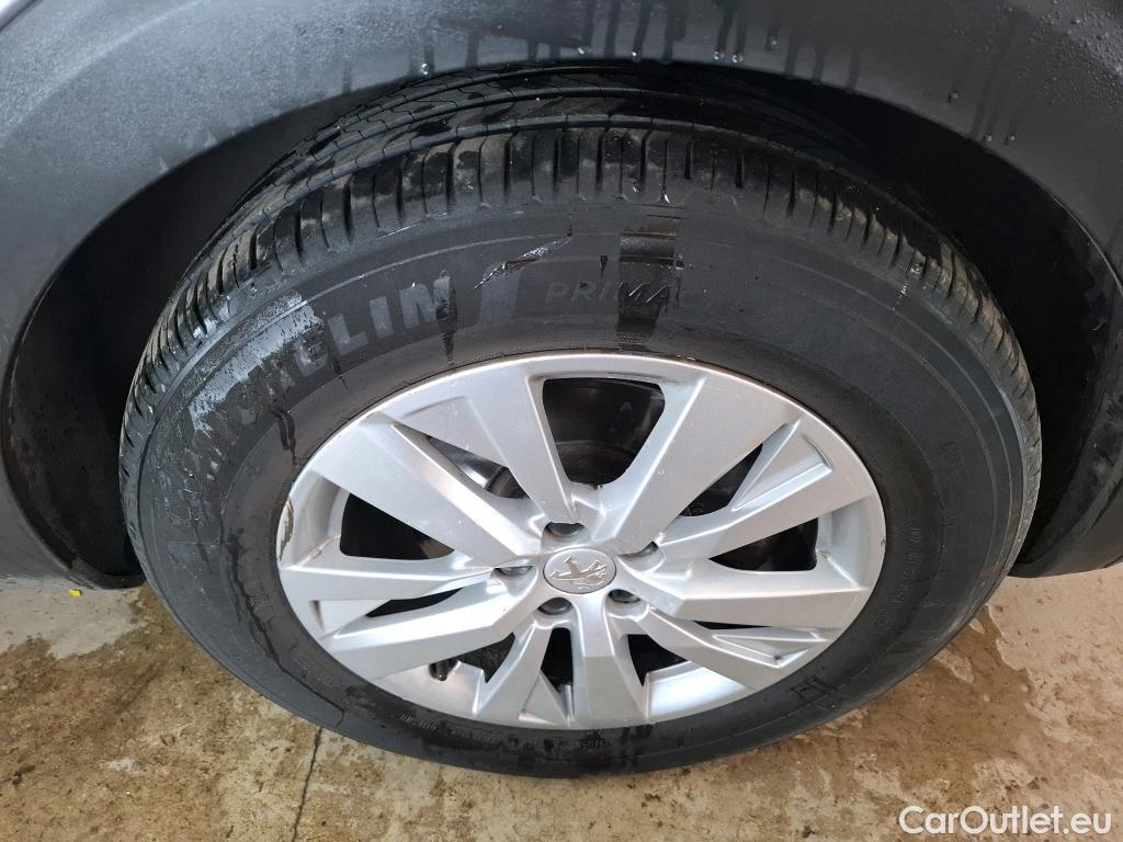  Peugeot  3008  Active Pack 1.5 HDi 130CV BVA8 E6d #9