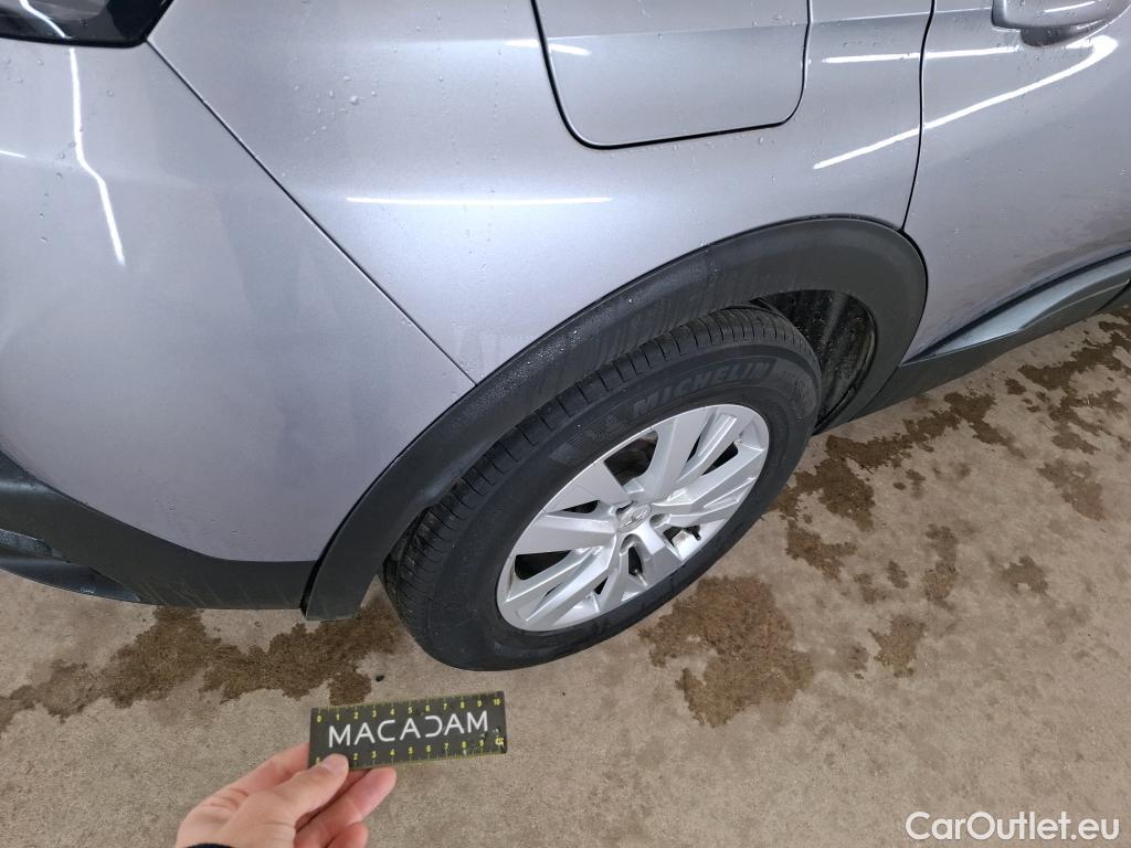  Peugeot  3008  Active Pack 1.5 HDi 130CV BVA8 E6d #46