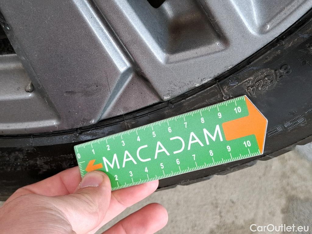  Peugeot  308  Active Pack 1.5 HDi 130CV BVA8 E6d #38