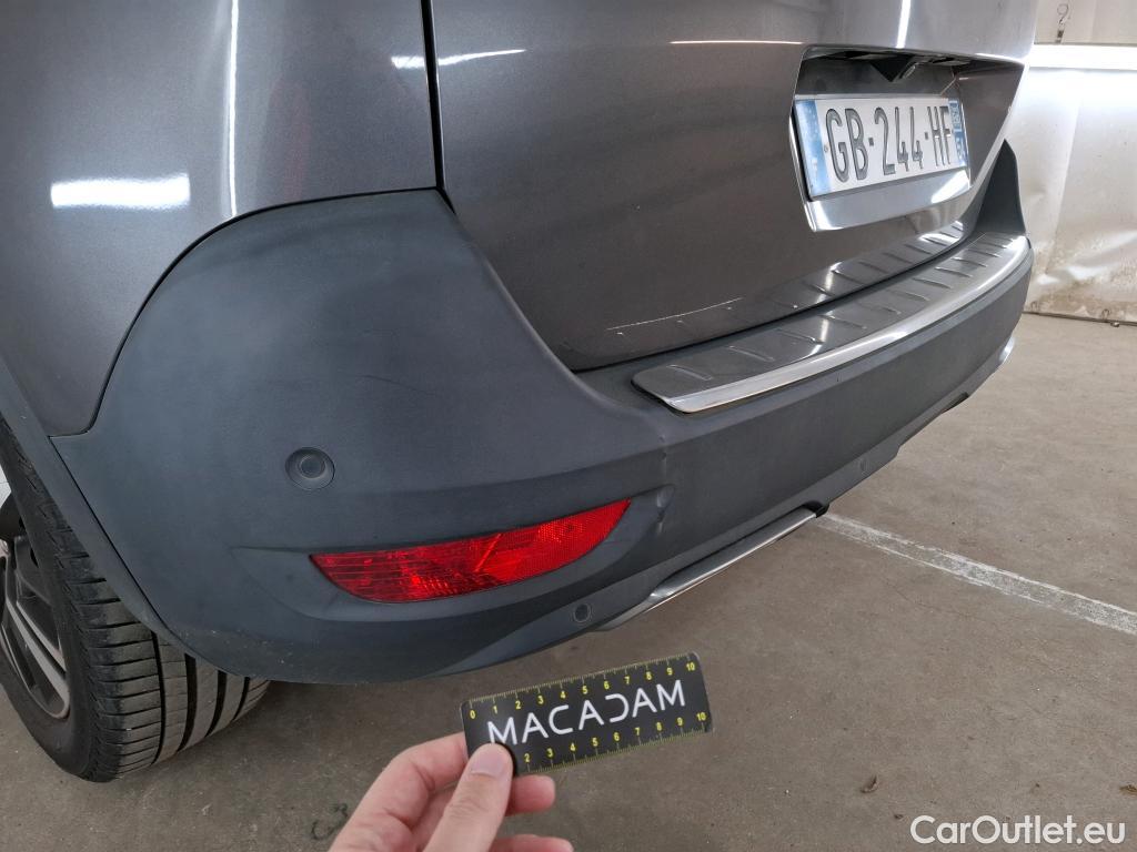  Peugeot  5008  GT Line 1.5 HDi 130CV BVA8 7 Sieges E6dT #1