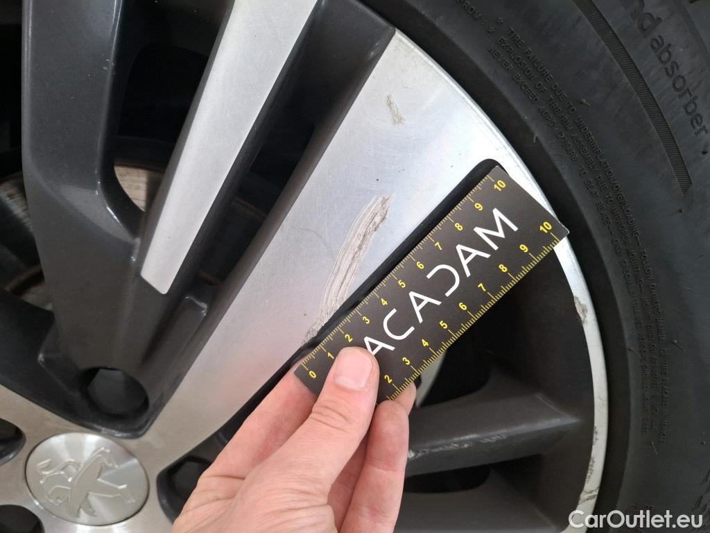  Peugeot  5008  Allure 1.5 HDi 130CV BVM6 7 Sieges E6d #13