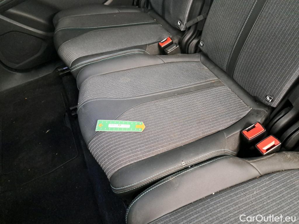  Peugeot  5008  Allure 1.5 HDi 130CV BVA8 7 Sieges E6d #42