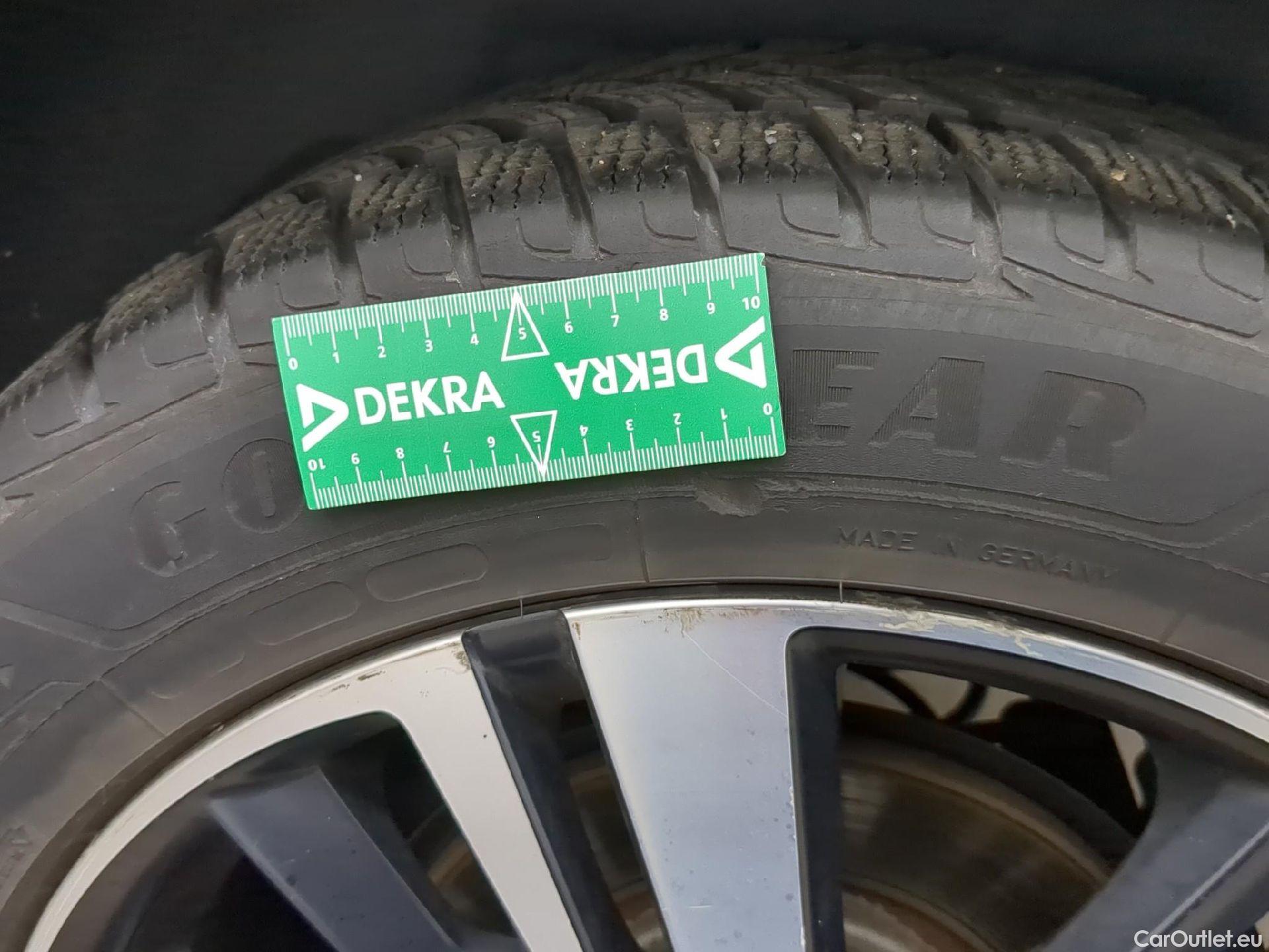  Peugeot  3008  Active Business 1.5 HDi 130CV BVA8 E6d #10