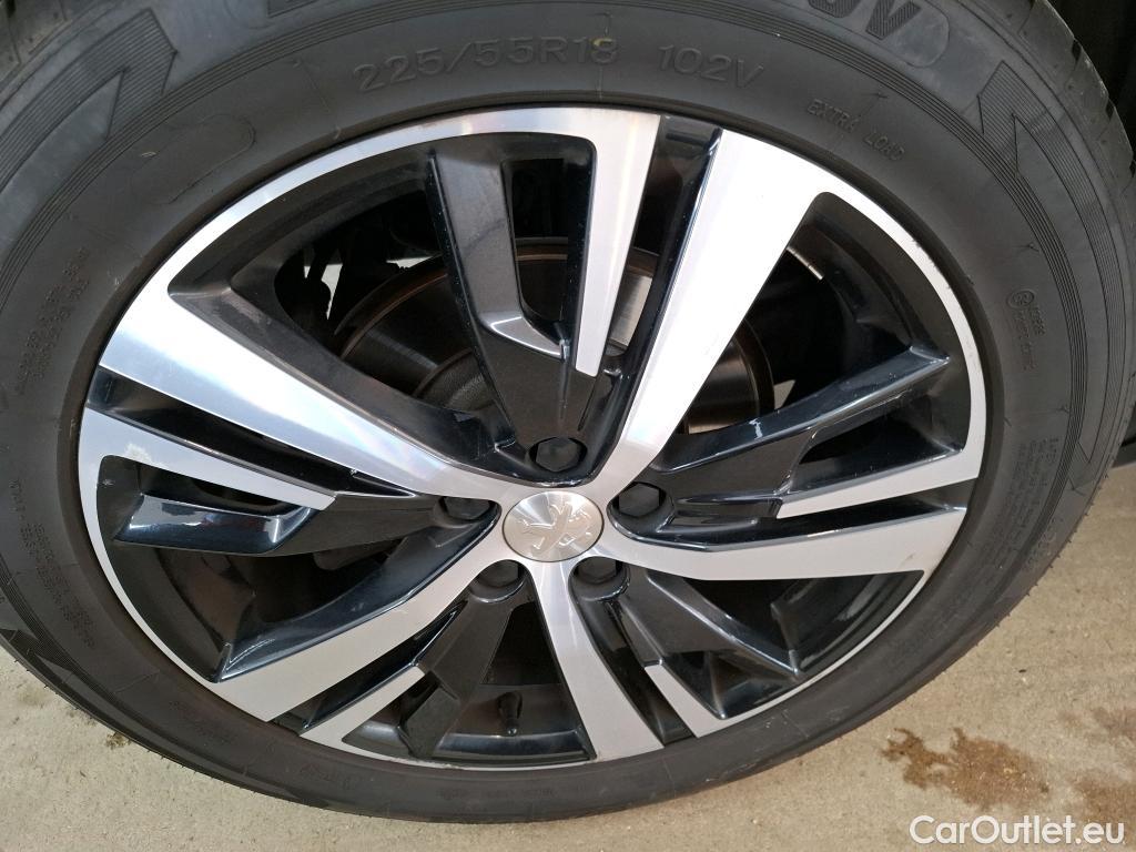  Peugeot  5008  Allure Business 1.5 HDi 130CV BVA8 E6 #21