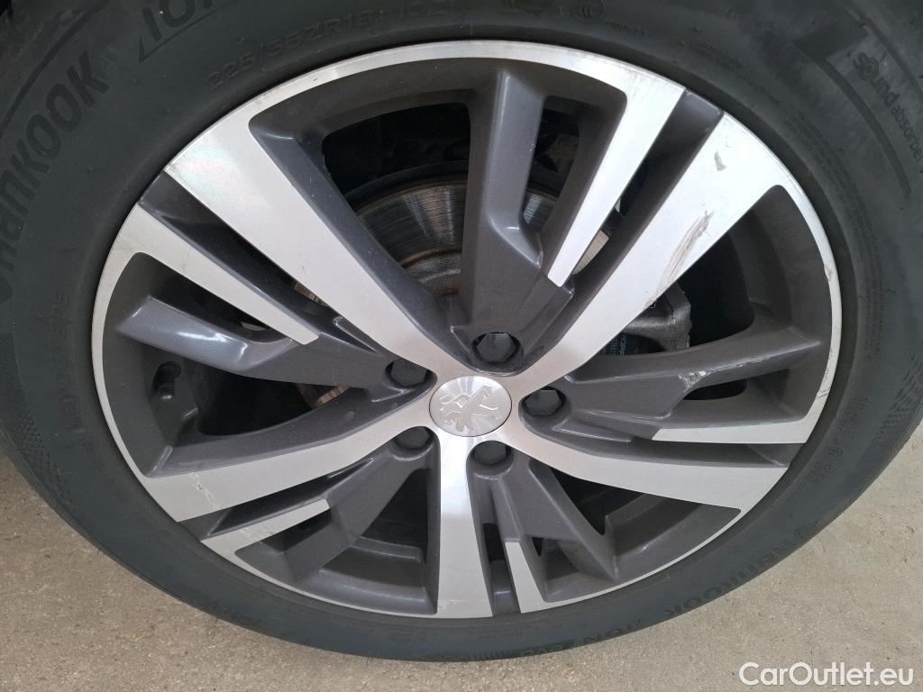  Peugeot  5008  Allure 1.5 HDi 130CV BVM6 7 Sieges E6d #12