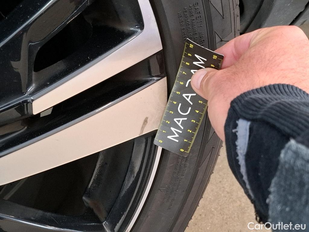  Peugeot  5008  Allure Business 1.5 HDi 130CV BVA8 E6 #24