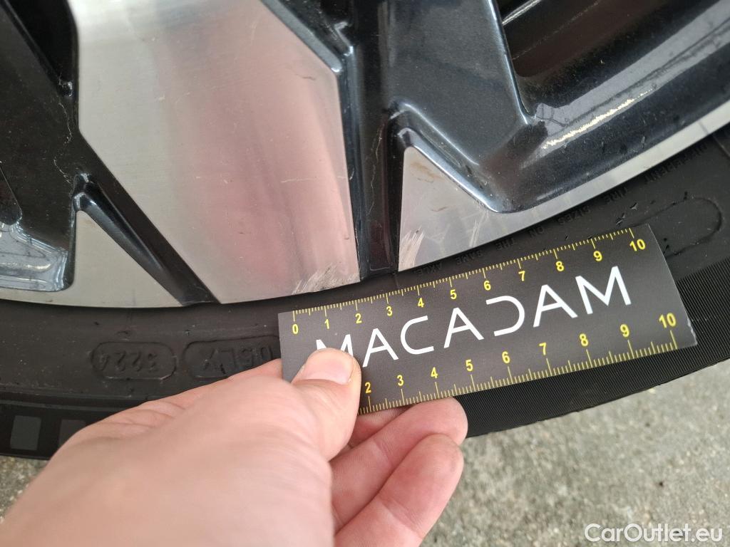  Peugeot  5008  Active Business 1.5 HDi 130CV BVA8 7 Sieges E6d #8