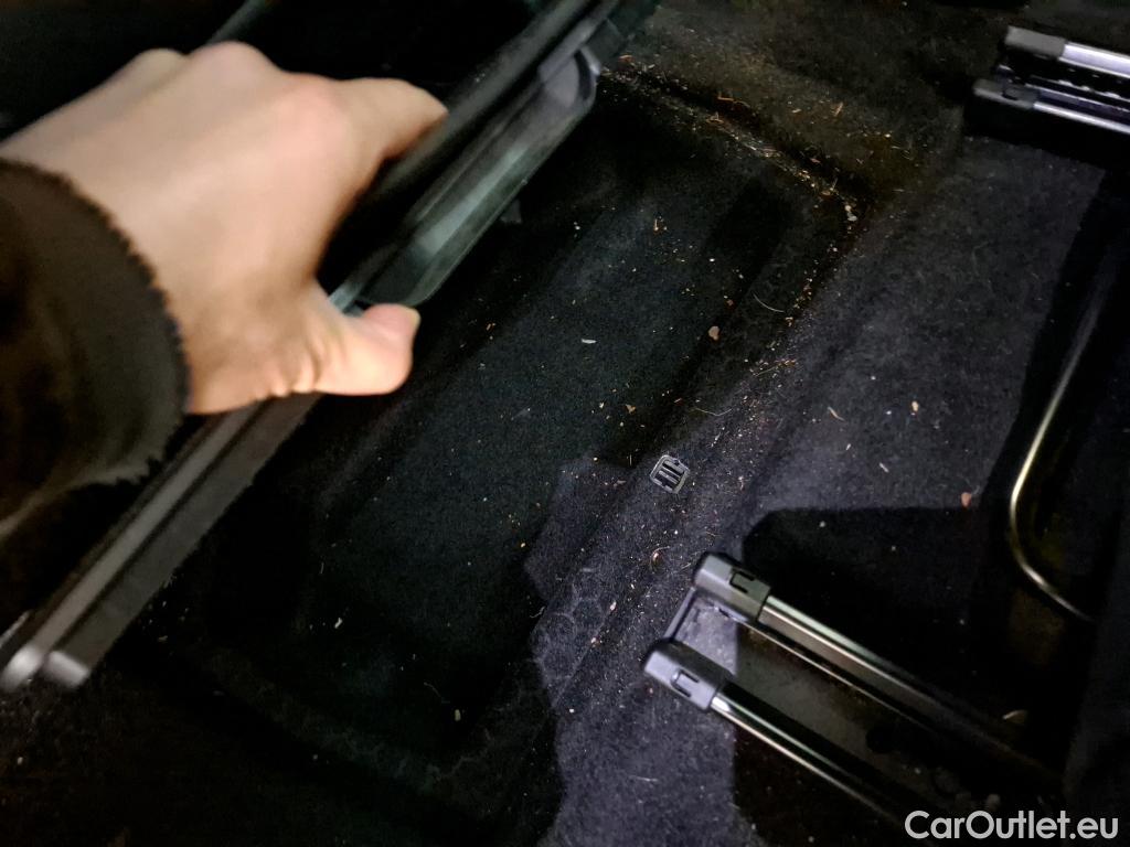  Peugeot  5008  GT Line 1.5 HDi 130CV BVA8 7 Sieges E6dT #6