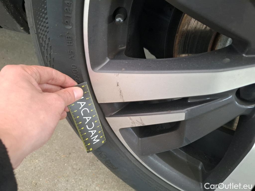  Peugeot  5008  Allure 1.5 HDi 130CV BVM6 7 Sieges E6d #16