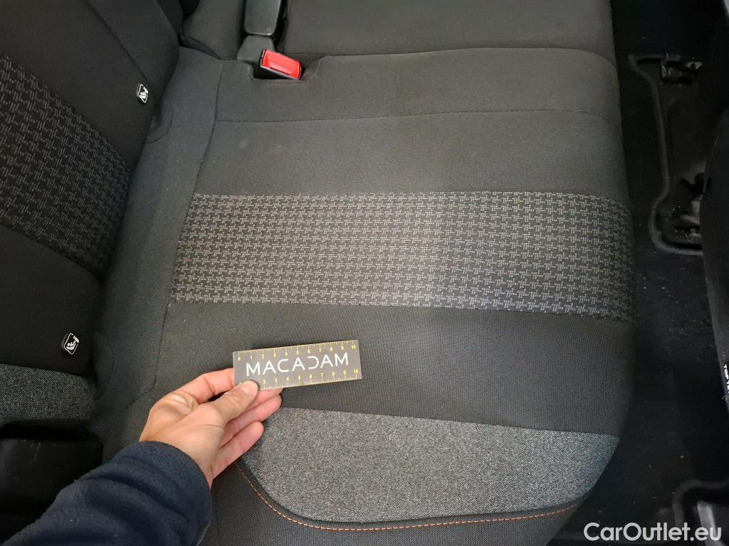  Peugeot  3008  Active Pack 1.5 HDi 130CV BVA8 E6d #32