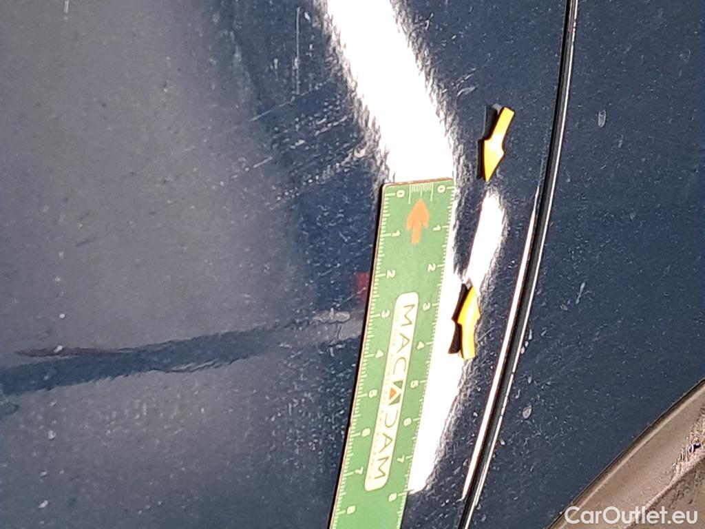  Peugeot  5008  Allure 1.5 HDi 130CV BVA8 7 Sieges E6d #35