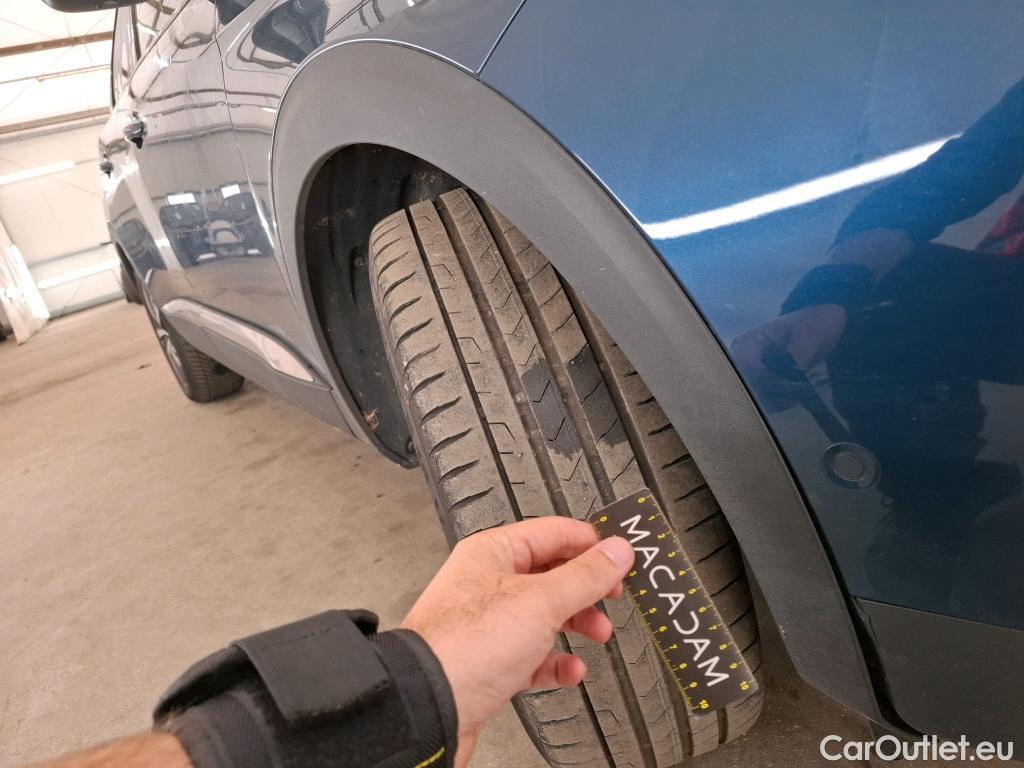  Peugeot  5008  Allure 1.5 HDi 130CV BVA8 7 Sieges E6d #21