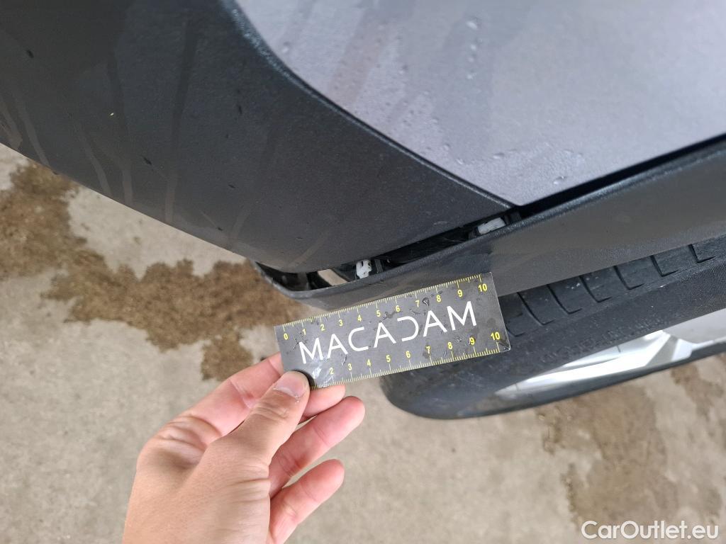  Peugeot  3008  Active Pack 1.5 HDi 130CV BVA8 E6d #47