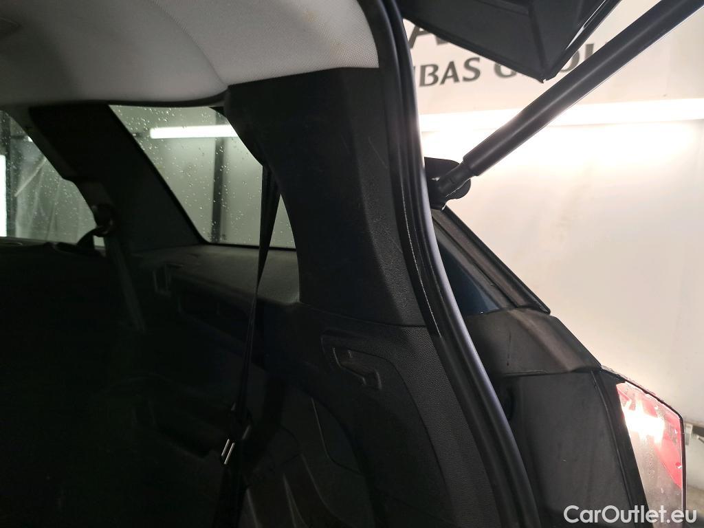  Peugeot  5008  Allure 1.5 HDi 130CV BVA8 7 Sieges E6d #27