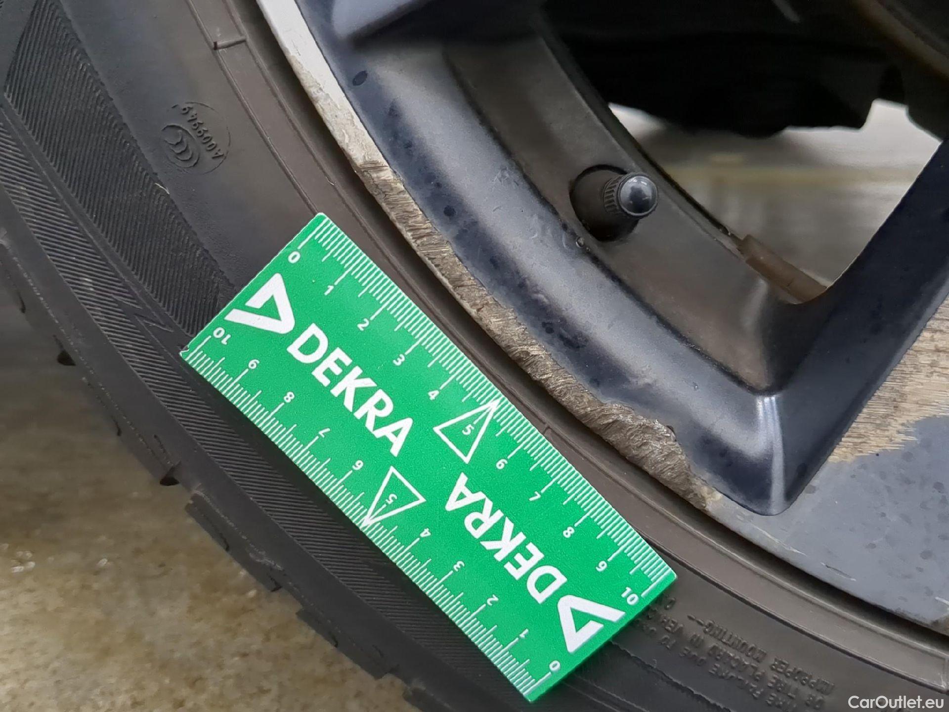  Peugeot  3008  Active Business 1.5 HDi 130CV BVA8 E6d #13