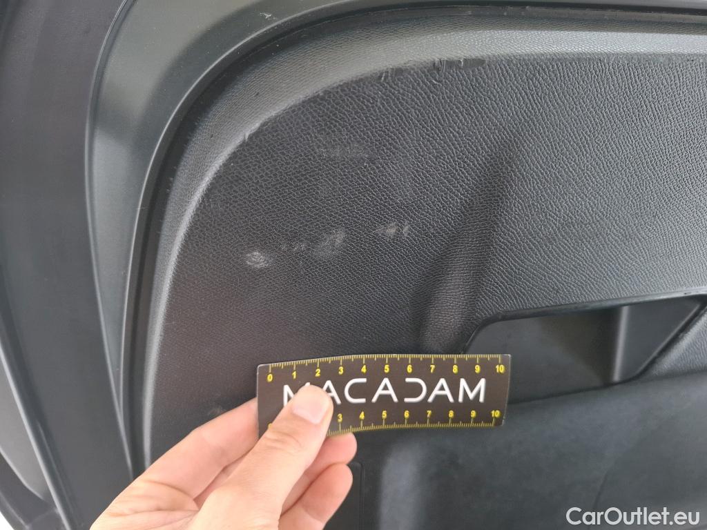  Peugeot  5008  Allure 1.5 HDi 130CV BVM6 7 Sieges E6d #19