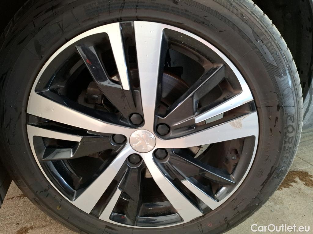  Peugeot  5008  Allure Business 1.5 HDi 130CV BVA8 E6 #18