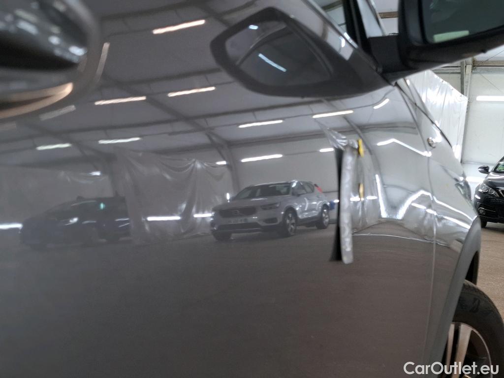  Peugeot  5008  GT Line 1.5 HDi 130CV BVA8 7 Sieges E6dT #17