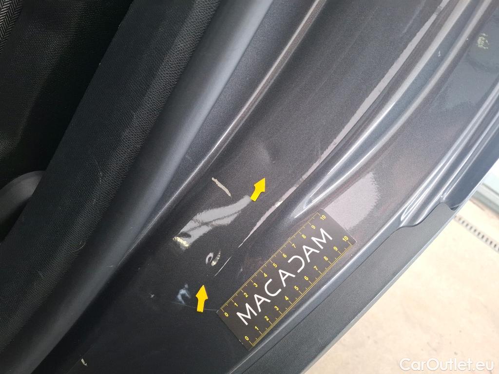  Peugeot  5008  Allure 1.5 HDi 130CV BVM6 7 Sieges E6d #25