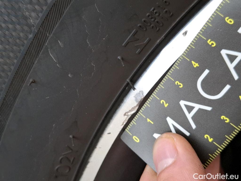  Peugeot  5008  Allure Pack 1.5 HDi 130CV BVA8 7 Sieges E6d #28