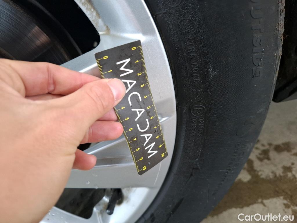  Peugeot  3008  Active Pack 1.5 HDi 130CV BVA8 E6d #41