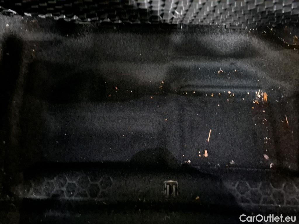  Peugeot  5008  GT Line 1.5 HDi 130CV BVA8 7 Sieges E6dT #5