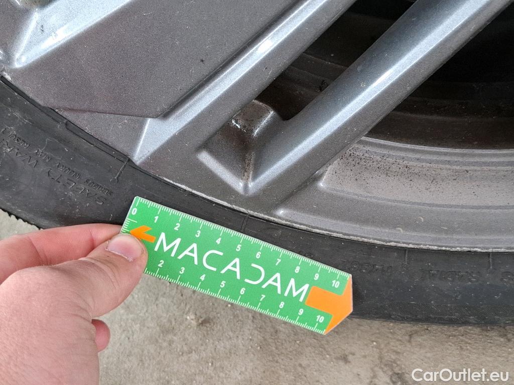  Peugeot  308  Active Pack 1.5 HDi 130CV BVA8 E6d #14