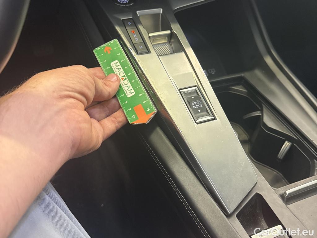  Peugeot  308 PEUGEOT  SW / 2021 / 5P / Break PureTech 130 S&S EAT 8 ALLURE PACK #8