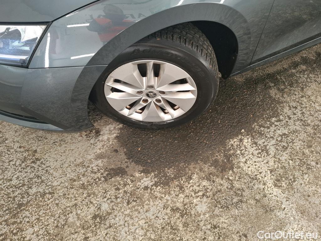  Skoda  Octavia  Break Business 2.0 TDI 150CV BVA7 E6d #5