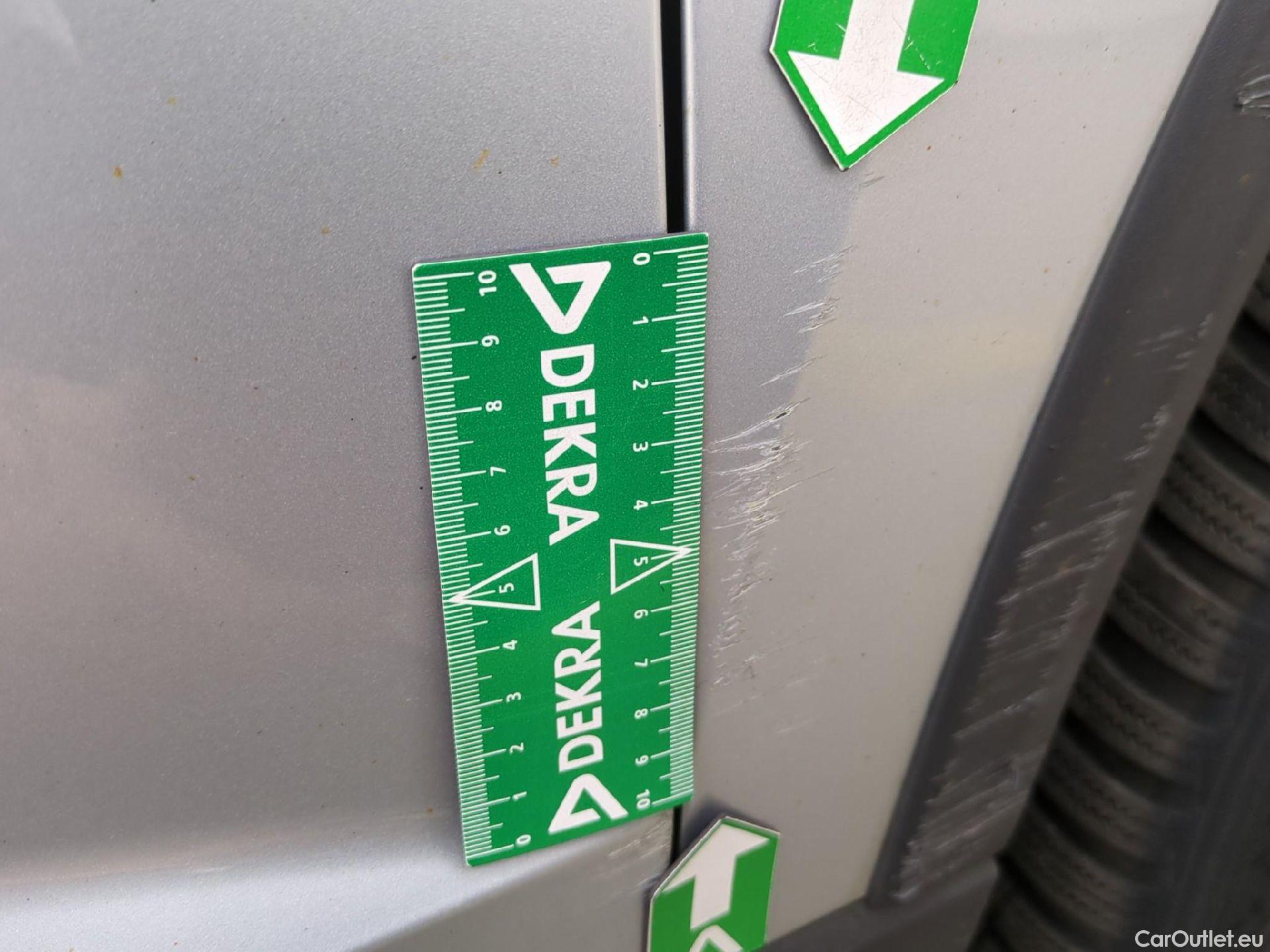  Skoda  Karoq SKODA  / 2017 / 5P / SUV 2.0 TDI 116ch Business #35