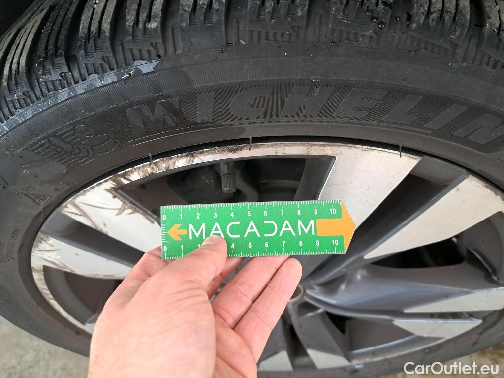  Renault  Megane  IV Berline 5pt. Intens 1.5 dCi 115CV BVA7 E6dT #31