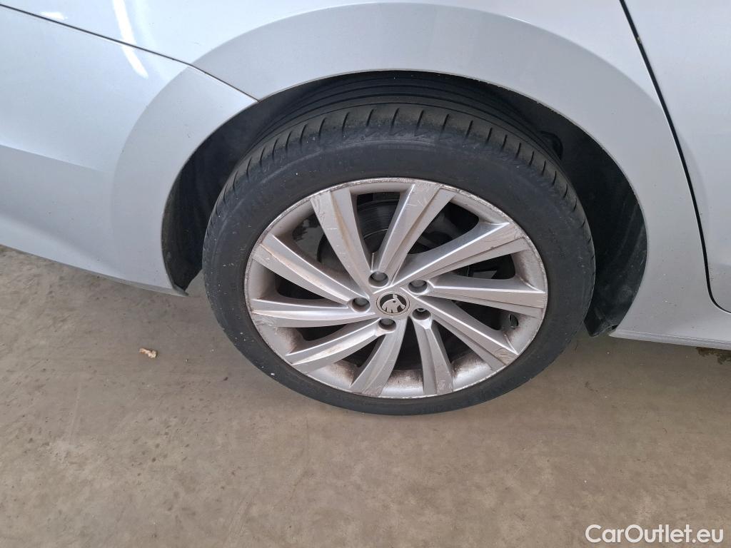  Skoda  Octavia  Break Style 2.0 TDI 150CV BVA7 E6d #48