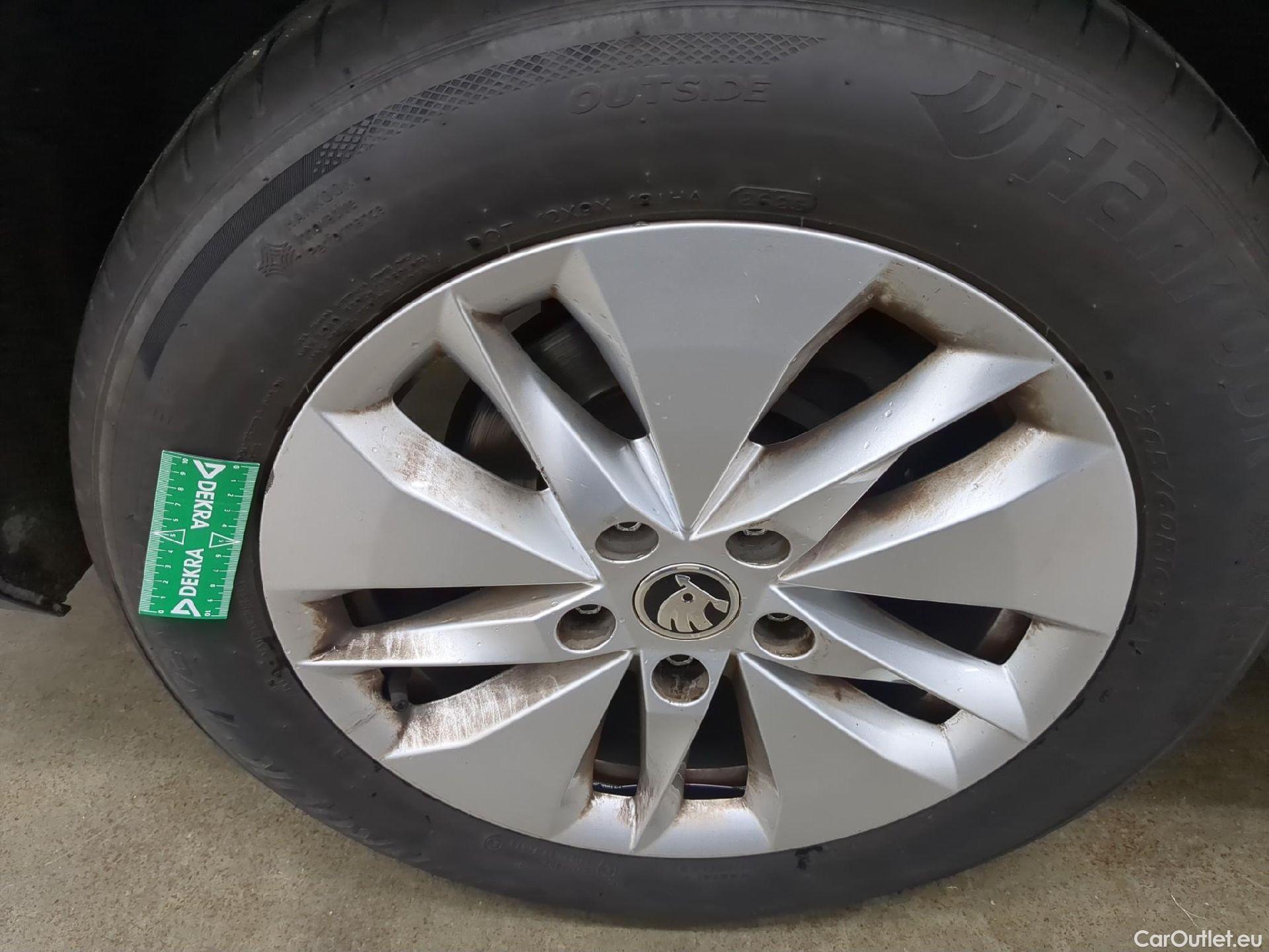  Skoda  Octavia  Break Business 2.0 TDI 115CV BVA7 E6d #4