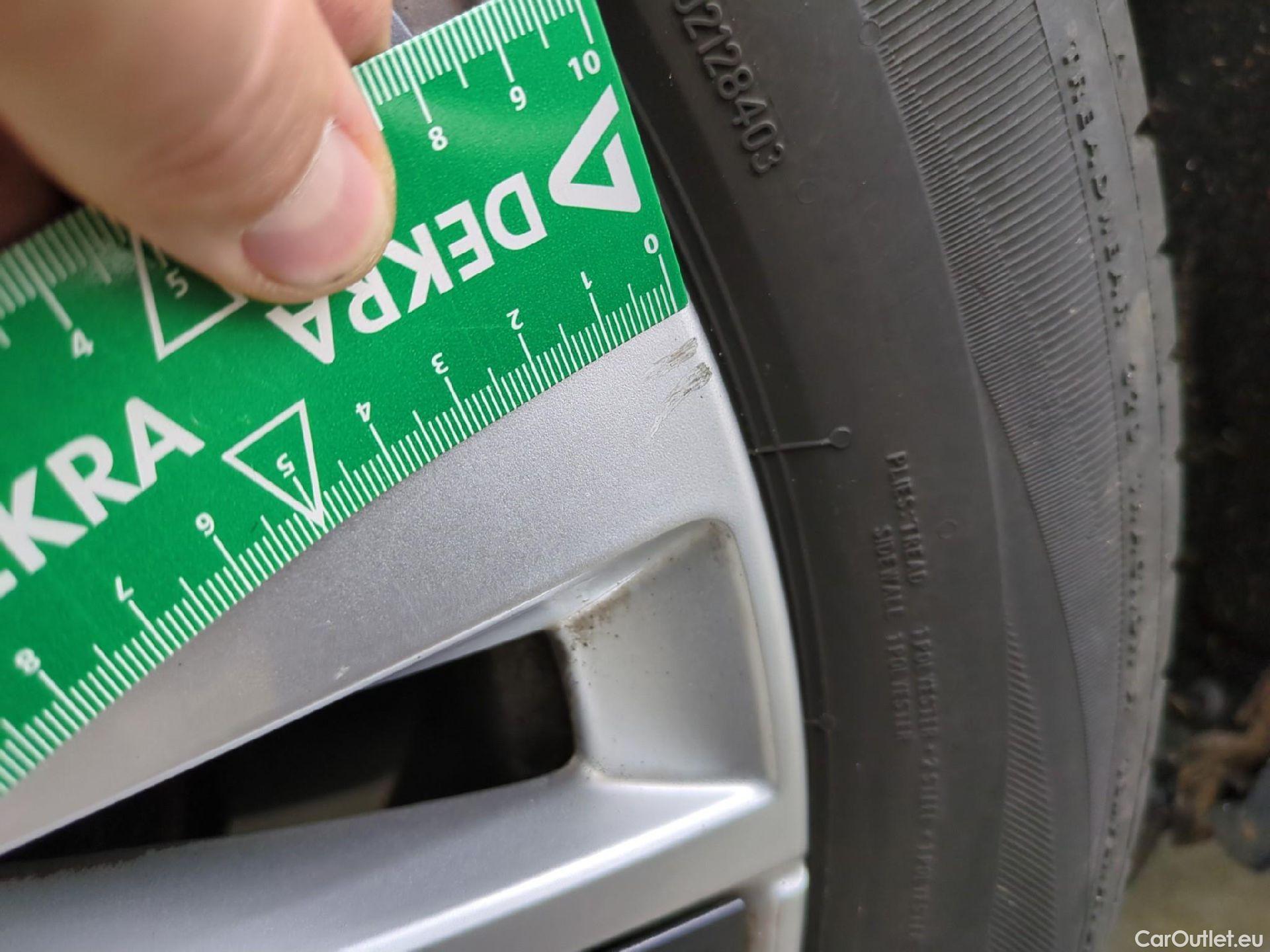  Skoda  Karoq SKODA  / 2017 / 5P / SUV 2.0 TDI 116ch Business #24