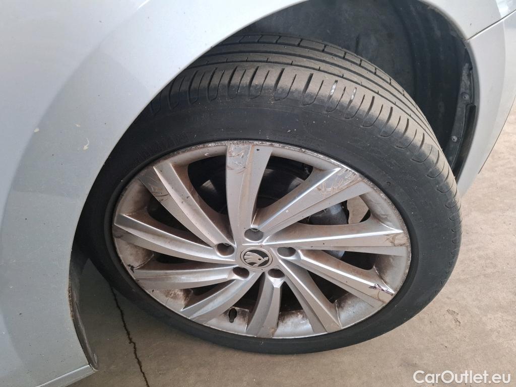  Skoda  Octavia  Break Style 2.0 TDI 150CV BVA7 E6d #12