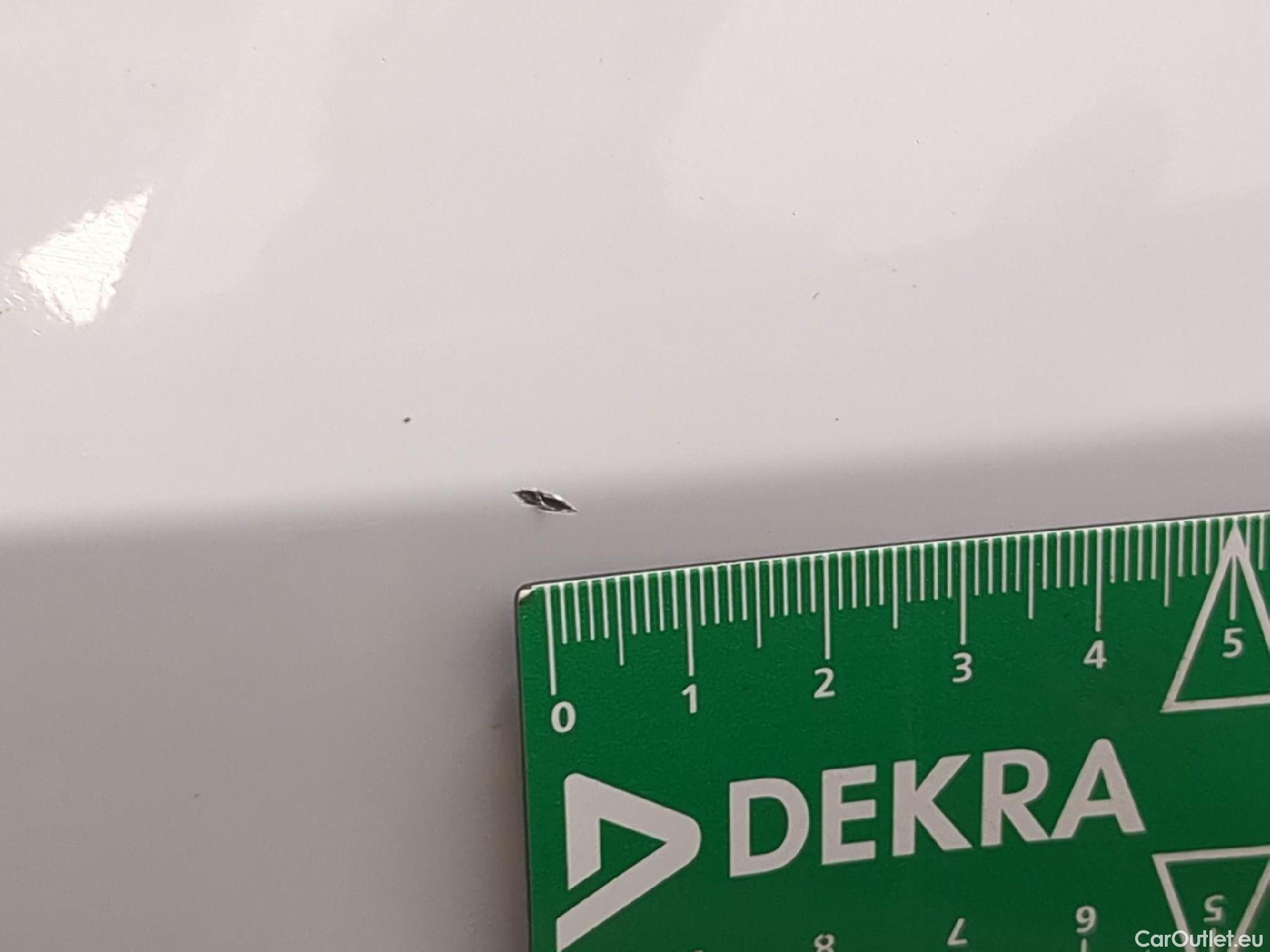  Renault  Megane RENAULT Mégane Berline / 2020 / 5P / Berline evolution TCe 140 #18