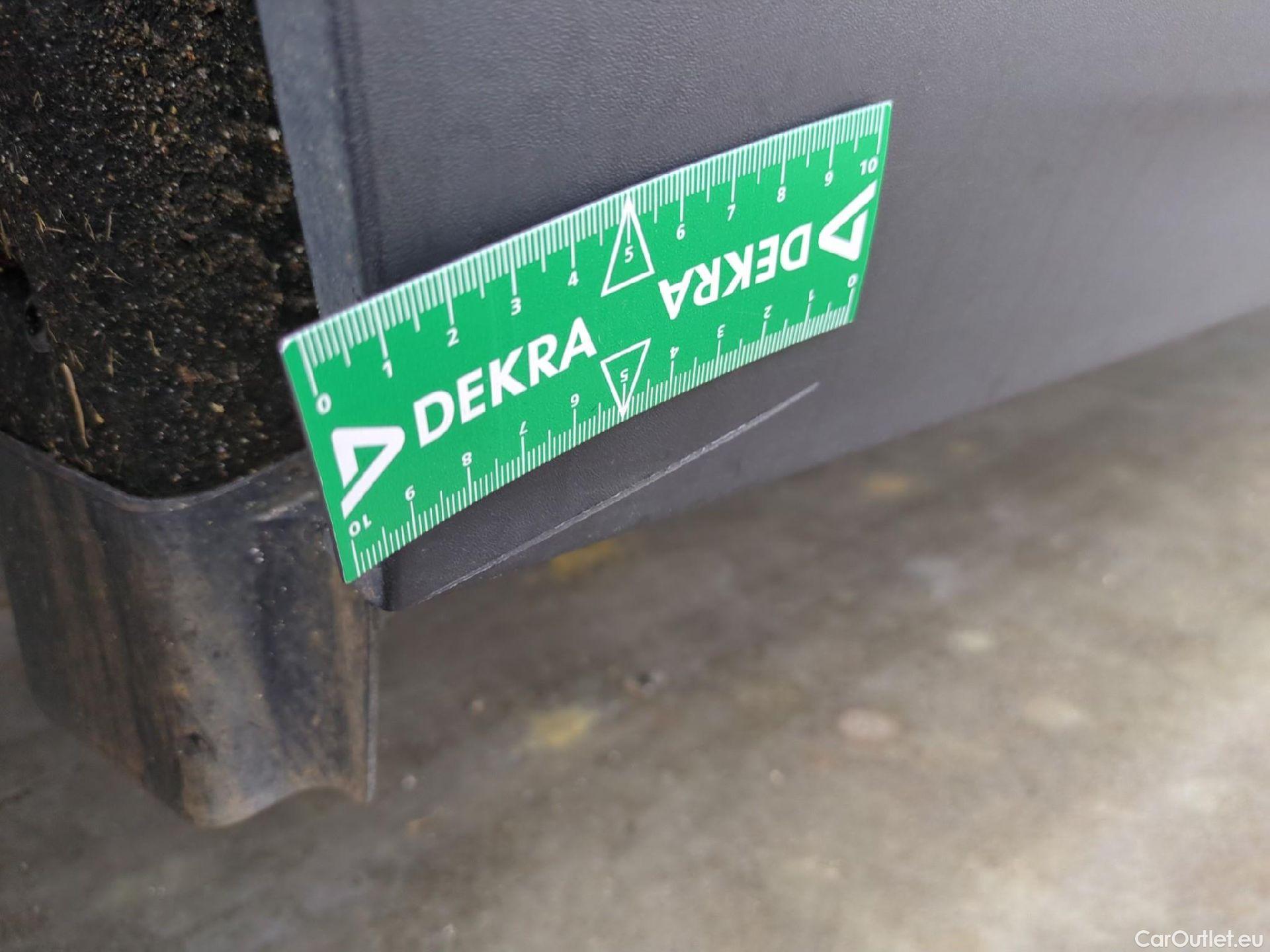  Skoda  Karoq SKODA  / 2017 / 5P / SUV 2.0 TDI 116ch Business #25