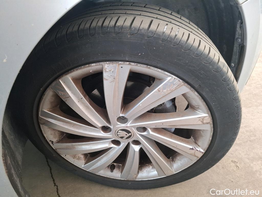  Skoda  Octavia  Break Style 2.0 TDI 150CV BVA7 E6d #13