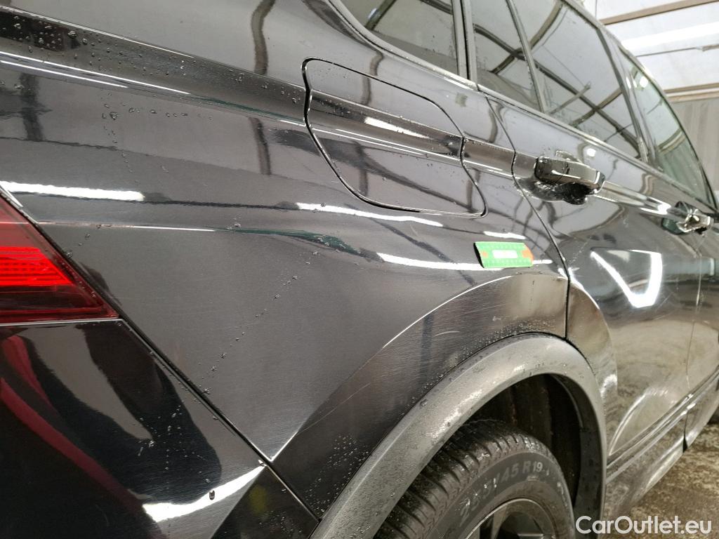  Volkswagen  Tiguan VOLKSWAGEN  / 2020 / 5P / SUV 2.0 TDI 150 DSG7 R-Line #12