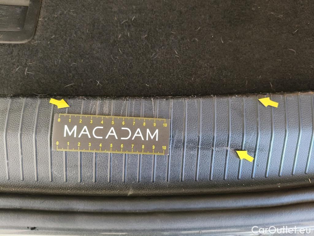  Volkswagen  T-ROC VOLKSWAGEN  / 2017 / 5P / SUV 2.0 TDI 115 LOUNGE BUS #17