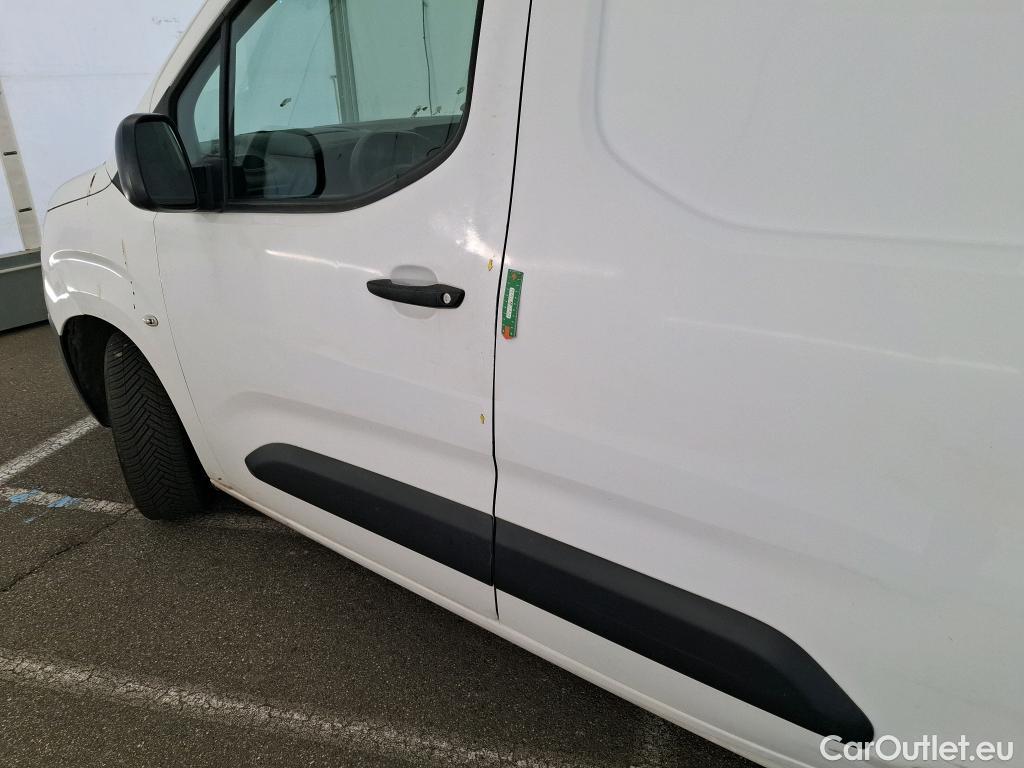  Citroen  Berlingo  Fourgon Club XL 950 1.5 BlueHDi 100CV BVM5 E6dT #31