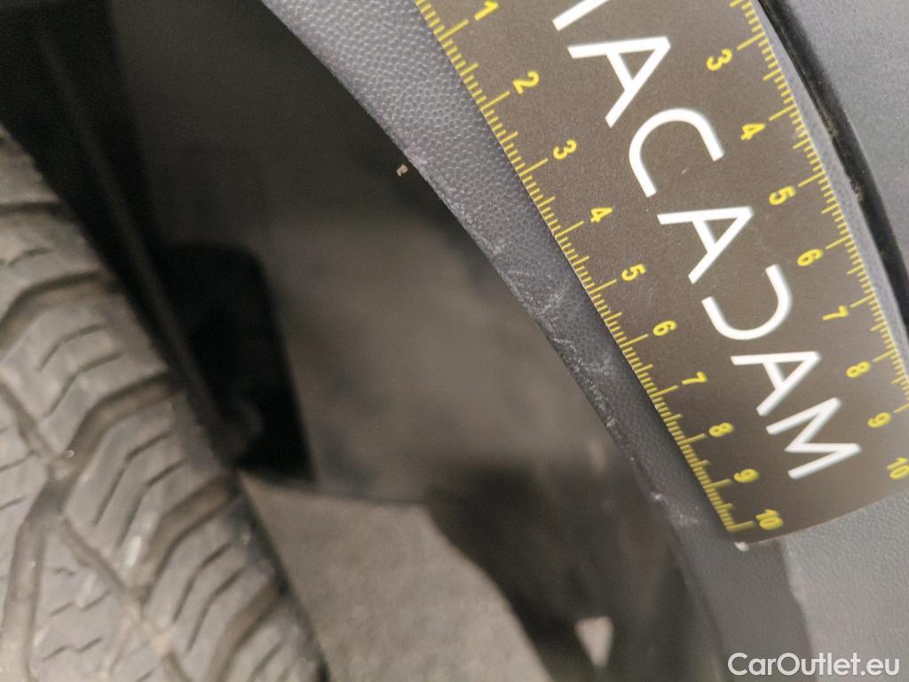  Volkswagen  T-ROC VOLKSWAGEN  / 2017 / 5P / SUV 2.0 TDI 115 LOUNGE BUS #13