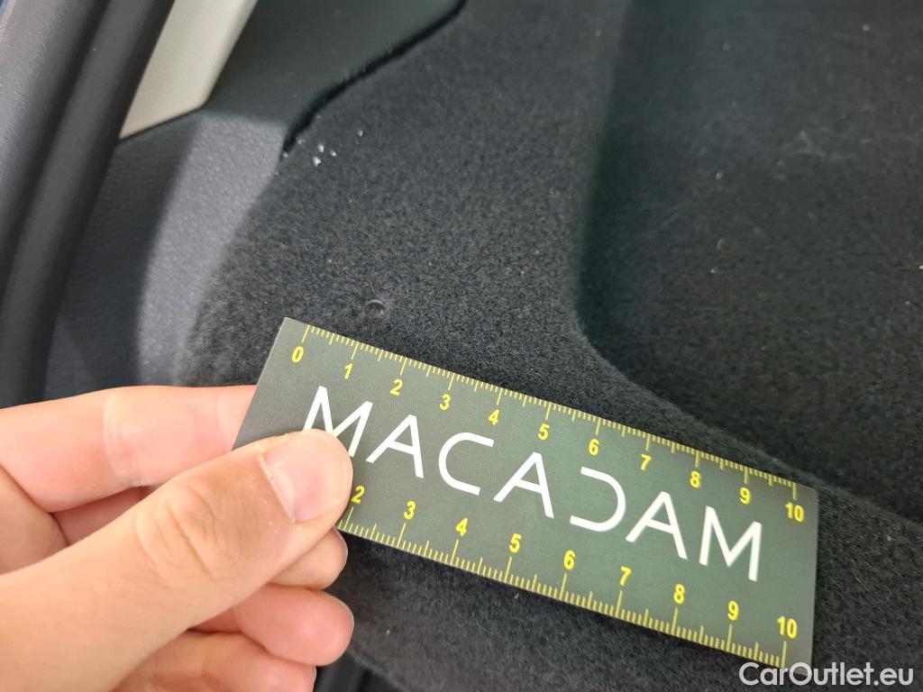  Volkswagen  Tiguan VOLKSWAGEN  / 2020 / 5P / SUV 2.0 TDI 150 DSG7 Life Business #24